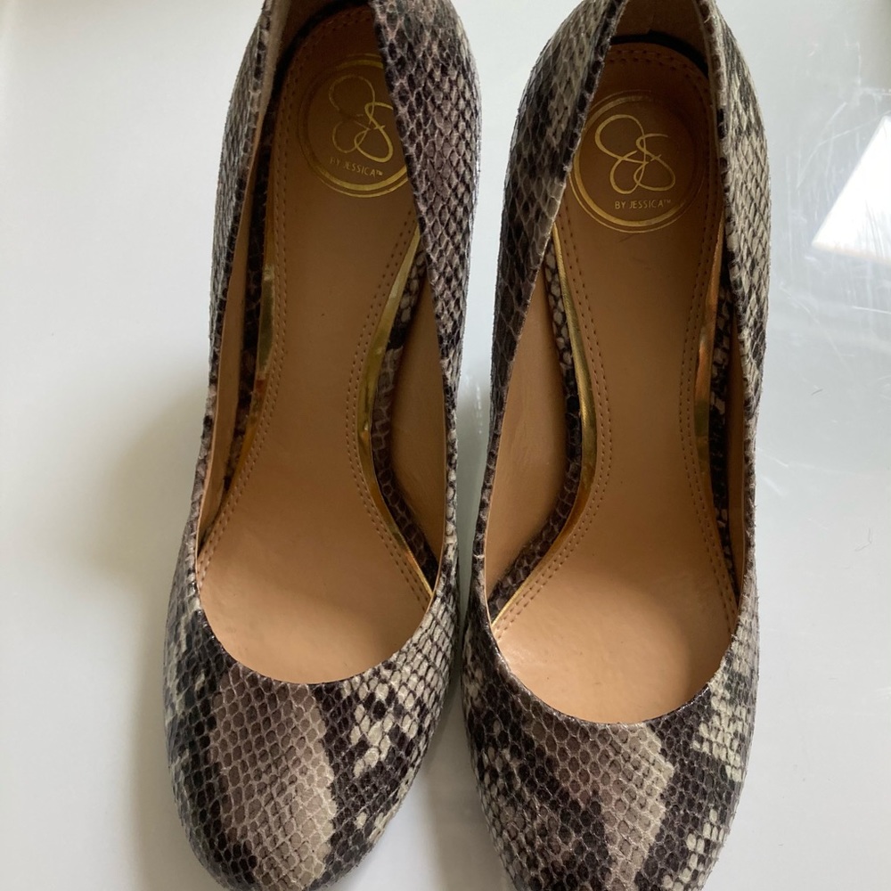 Jessica Simpson snake print heels